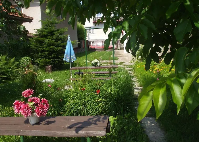 Holiday House Mirika Hotel Svaty Kriz photo