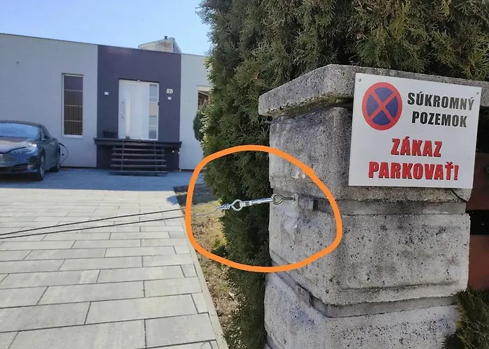 Slnecny Apartmanovy Dom Oslany fotorgafie