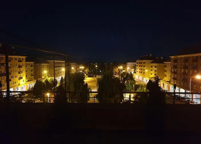 Mezonetovy Apartman V Centre Novej Dubnice Ilava photo