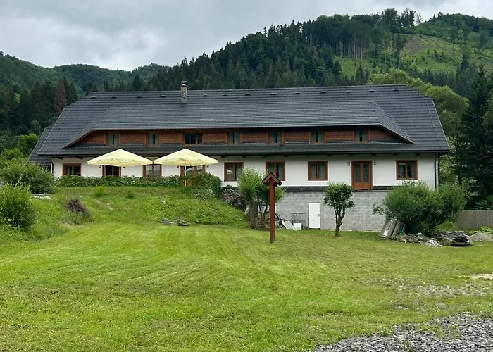 Penzion Zemanov Dvor Lietavska Svinna photo