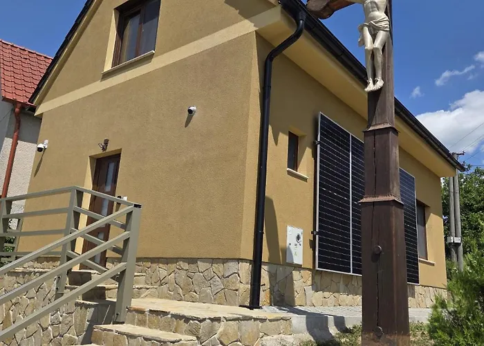 Vinarska Chata Tövisfalva képek