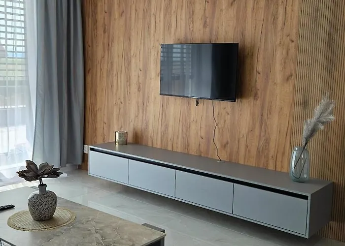 Moderny 3 - Spalnovy Apartman S Velkou Terasou Bobrówの写真