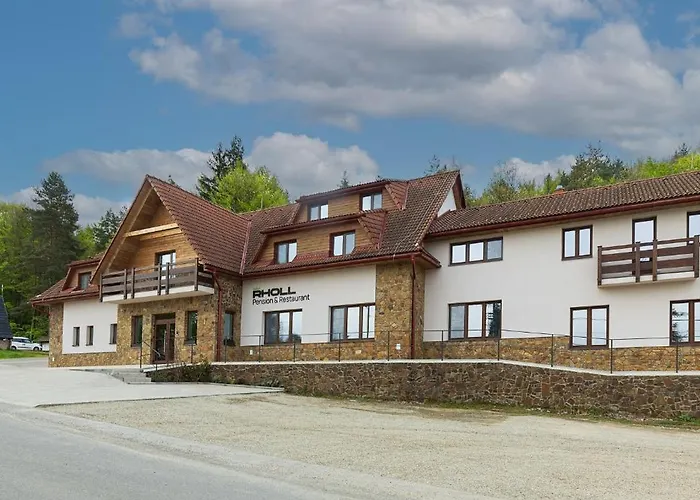 Фото Rholl Pension & Restaurant Zemplinske Hamre