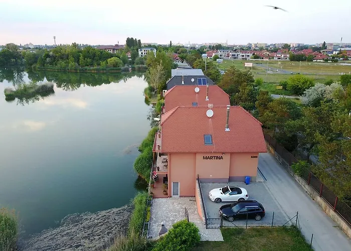 Penzion Martina Dunajska Streda photo