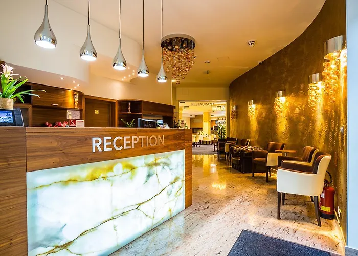 Wellness Hotel Loewe Piest'any photo
