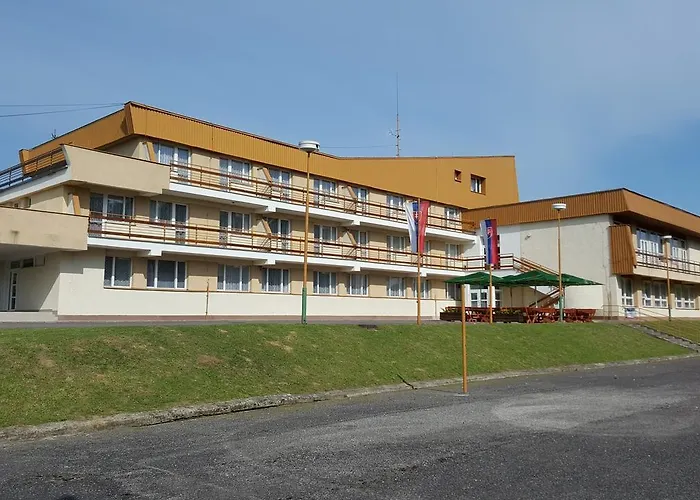 Hotel Banik Nitrianske Rudno photo