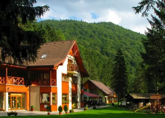 Chatova Osada Gader Hotel Blatnica photo