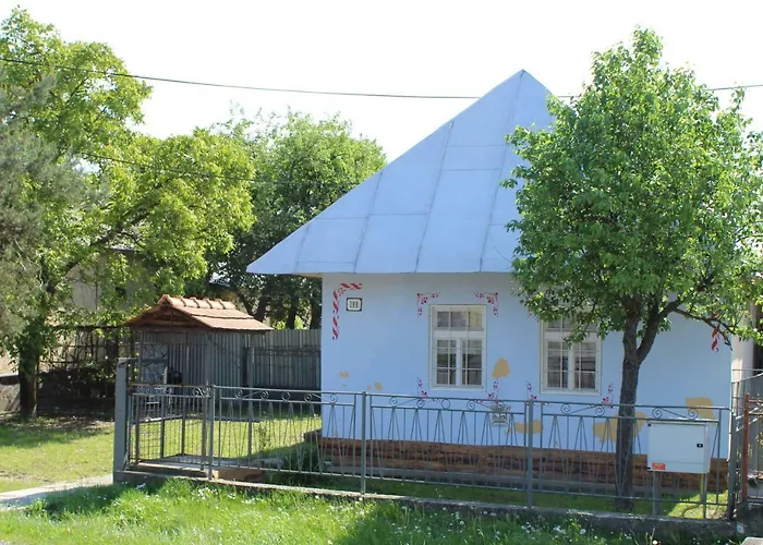 Stylove Zarizeny Domek Ve Stylu 60-80 Let Willa Budkovce zdjęcie